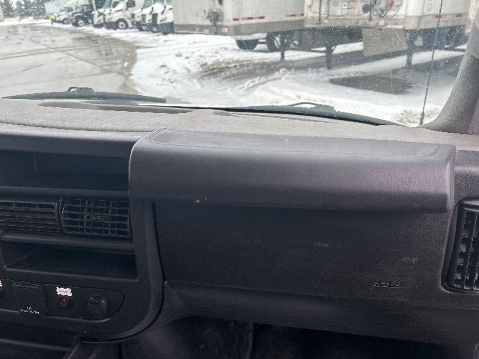 Light Duty Box Truck-Light and Medium Duty Trucks-GMC-2020-Savana G33803-Goshen-IN-155,423\n\t\tmiles-$ 20,000 - Image 21