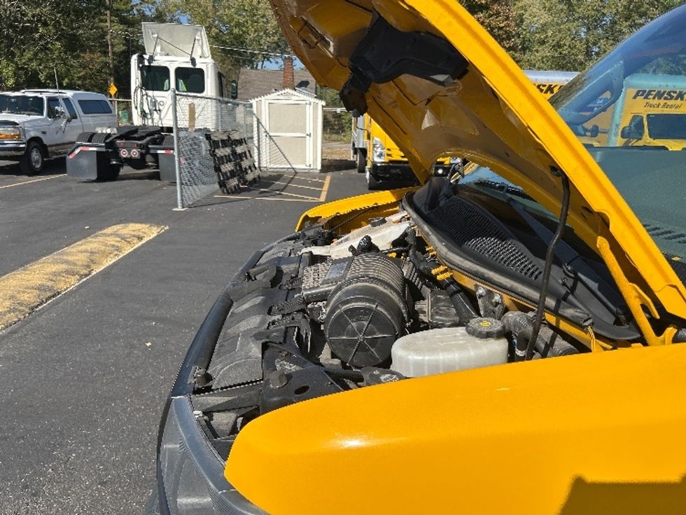 Light Duty Box Truck-Light and Medium Duty Trucks-GMC-2020-Savana G33903-Akron-OH-91,581\n\t\tmiles-$ 26,250 - Image 24