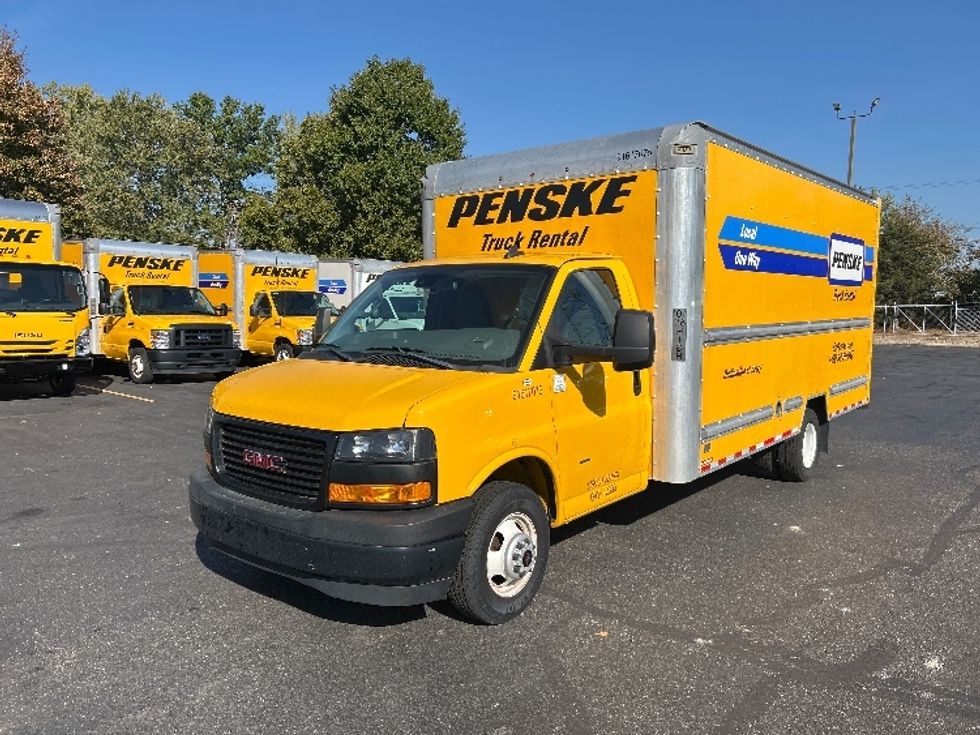 Light Duty Box Truck-Light and Medium Duty Trucks-GMC-2020-Savana G33903-Akron-OH-91,581\n\t\tmiles-$ 26,250 - Image 3