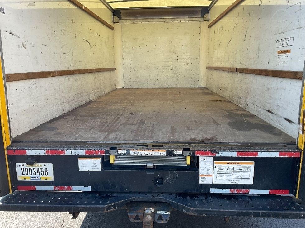 Light Duty Box Truck-Light and Medium Duty Trucks-GMC-2020-Savana G33903-Allentown-PA-101,099\n\t\tmiles-$ 24,250 - Image 10