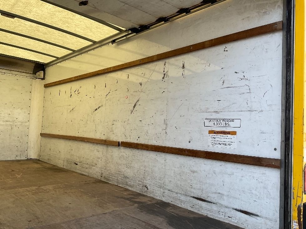 Light Duty Box Truck-Light and Medium Duty Trucks-GMC-2020-Savana G33903-Allentown-PA-101,099\n\t\tmiles-$ 24,250 - Image 12