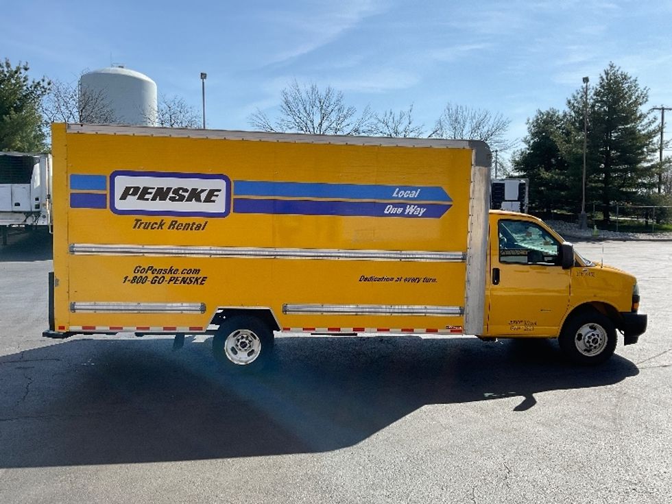 Light Duty Box Truck-Light and Medium Duty Trucks-GMC-2020-Savana G33903-Allentown-PA-101,099\n\t\tmiles-$ 24,250 - Image 15