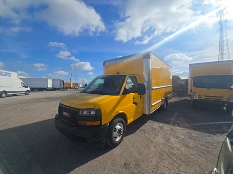 Light Duty Box Truck-Light and Medium Duty Trucks-GMC-2020-Savana G33903-Apopka-FL-108,722\n\t\tmiles-$ 26,750 - Image 1