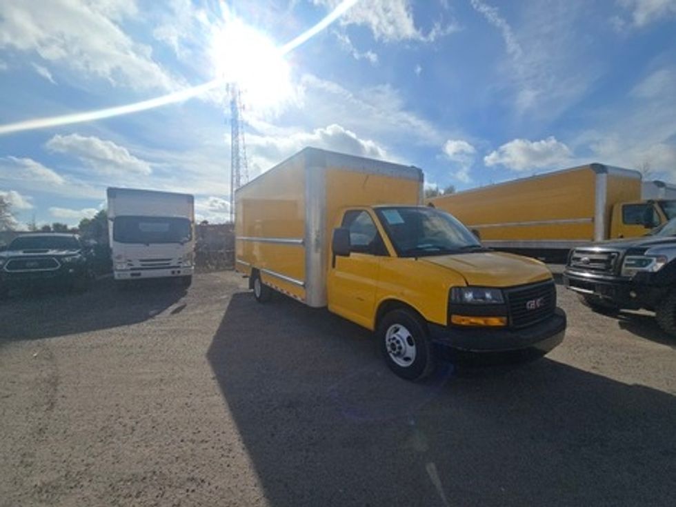 Light Duty Box Truck-Light and Medium Duty Trucks-GMC-2020-Savana G33903-Apopka-FL-108,722\n\t\tmiles-$ 26,750 - Image 3