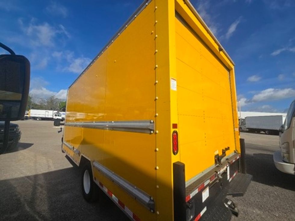 Light Duty Box Truck-Light and Medium Duty Trucks-GMC-2020-Savana G33903-Apopka-FL-108,722\n\t\tmiles-$ 26,750 - Image 6