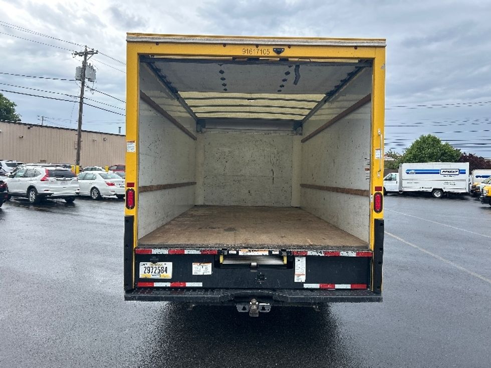 Light Duty Box Truck-Light and Medium Duty Trucks-GMC-2020-Savana G33903-Apopka-FL-108,722\n\t\tmiles-$ 26,750 - Image 9