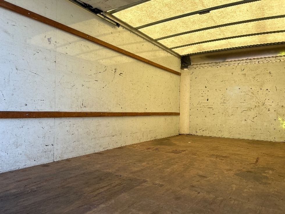 Light Duty Box Truck-Light and Medium Duty Trucks-GMC-2020-Savana G33903-Atlanta-GA-120,705\n\t\tmiles-$ 23,500 - Image 11