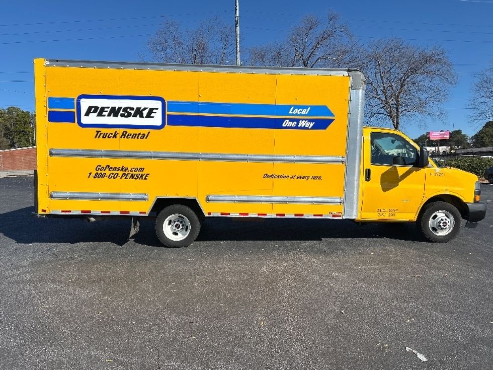 Light Duty Box Truck-Light and Medium Duty Trucks-GMC-2020-Savana G33903-Atlanta-GA-120,705\n\t\tmiles-$ 23,500 - Image 15