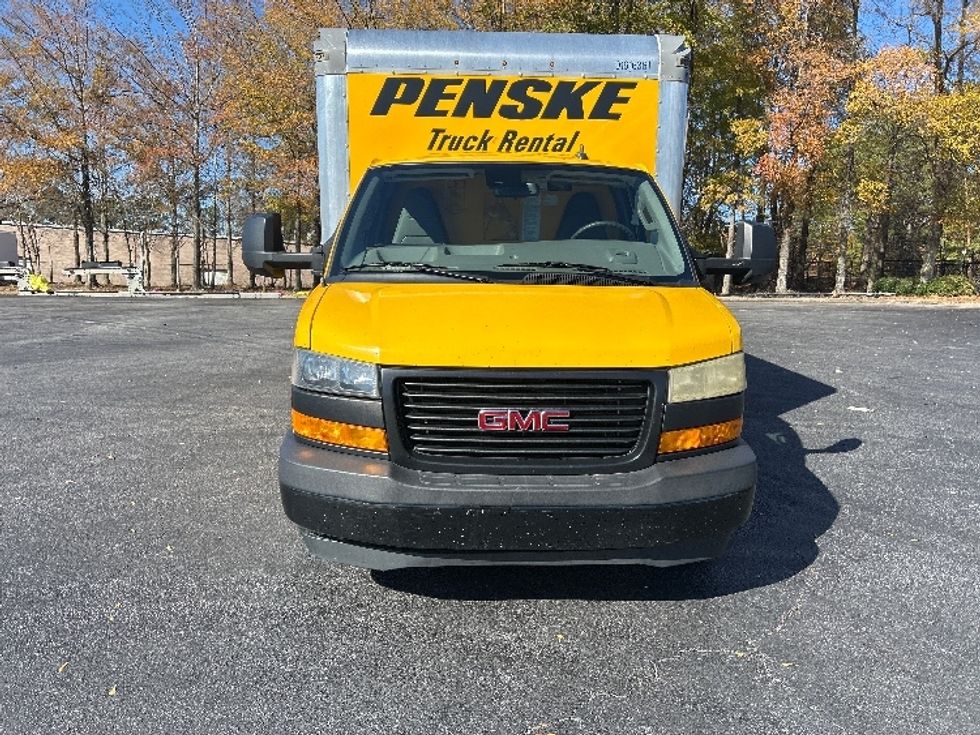 Light Duty Box Truck-Light and Medium Duty Trucks-GMC-2020-Savana G33903-Atlanta-GA-120,705\n\t\tmiles-$ 23,500 - Image 2
