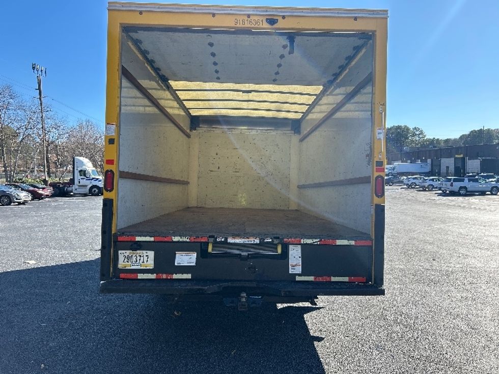 Light Duty Box Truck-Light and Medium Duty Trucks-GMC-2020-Savana G33903-Atlanta-GA-120,705\n\t\tmiles-$ 23,500 - Image 8