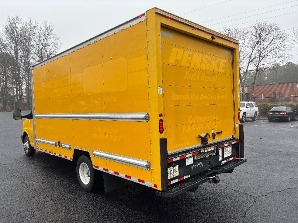Light Duty Box Truck-Light and Medium Duty Trucks-GMC-2020-Savana G33903-Atlanta-GA-94,244\n\t\tmiles-$ 26,750 - Image 6