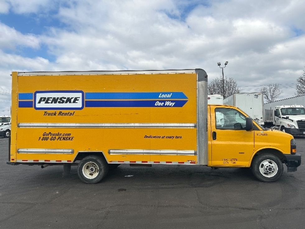 Light Duty Box Truck-Light and Medium Duty Trucks-GMC-2020-Savana G33903-Bakersfield-CA-112,694\n\t\tmiles-$ 26,250 - Image 15