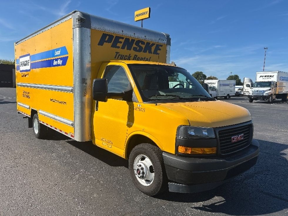 Light Duty Box Truck-Light and Medium Duty Trucks-GMC-2020-Savana G33903-Bensalem-PA-106,713\n\t\tmiles-$ 23,500 - Image 1
