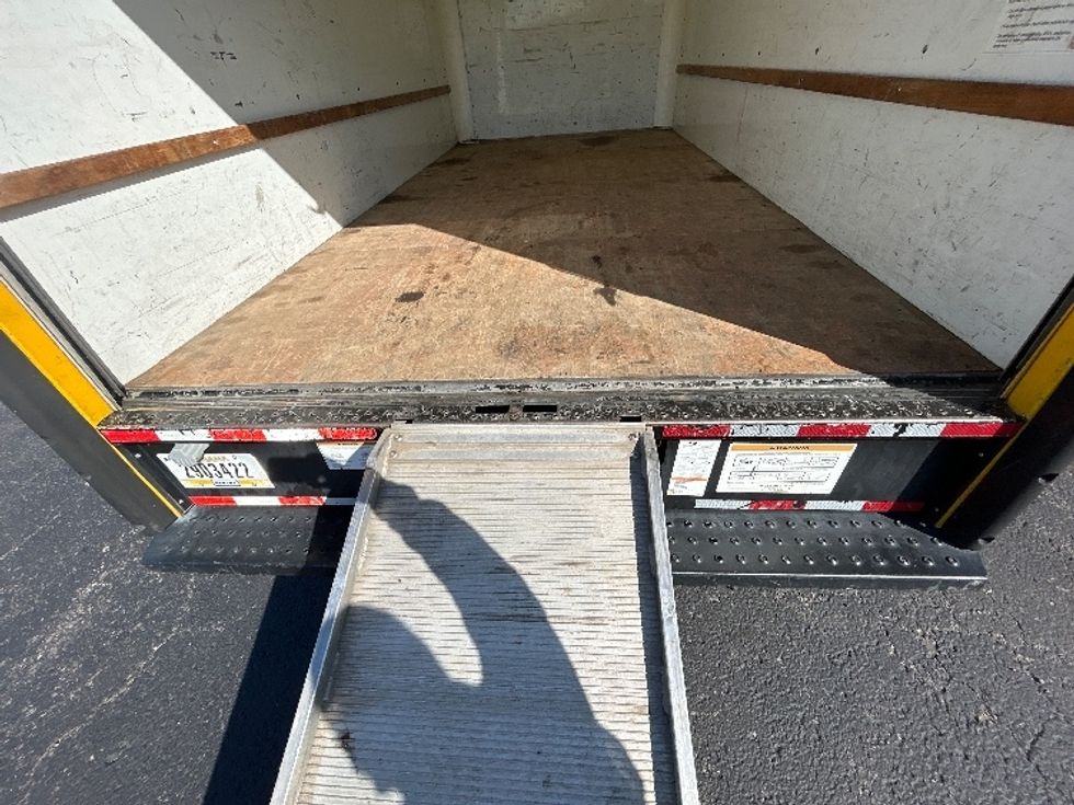 Light Duty Box Truck-Light and Medium Duty Trucks-GMC-2020-Savana G33903-Bensalem-PA-106,713\n\t\tmiles-$ 23,500 - Image 10