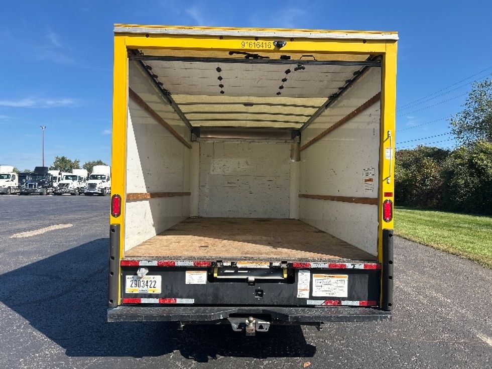 Light Duty Box Truck-Light and Medium Duty Trucks-GMC-2020-Savana G33903-Bensalem-PA-106,713\n\t\tmiles-$ 23,500 - Image 8