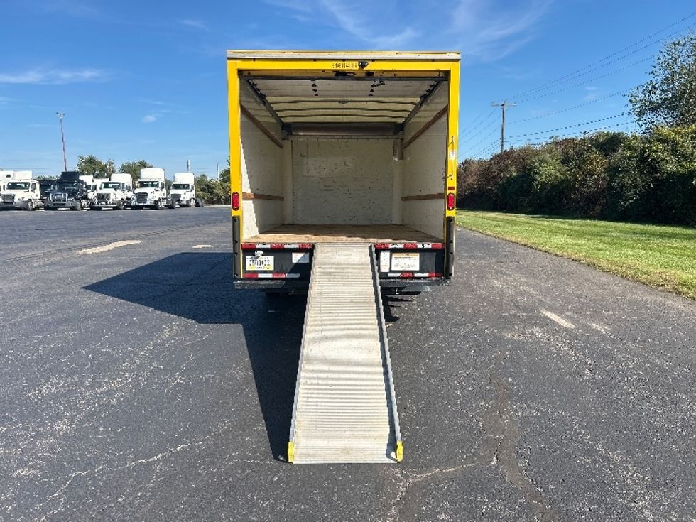 Light Duty Box Truck-Light and Medium Duty Trucks-GMC-2020-Savana G33903-Bensalem-PA-106,713\n\t\tmiles-$ 23,500 - Image 9