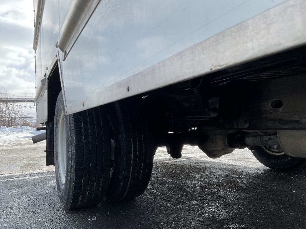 Light Duty Box Truck-Light and Medium Duty Trucks-GMC-2020-Savana G33903-Binghamton-NY-103,089\n\t\tmiles-$ 26,000 - Image 13