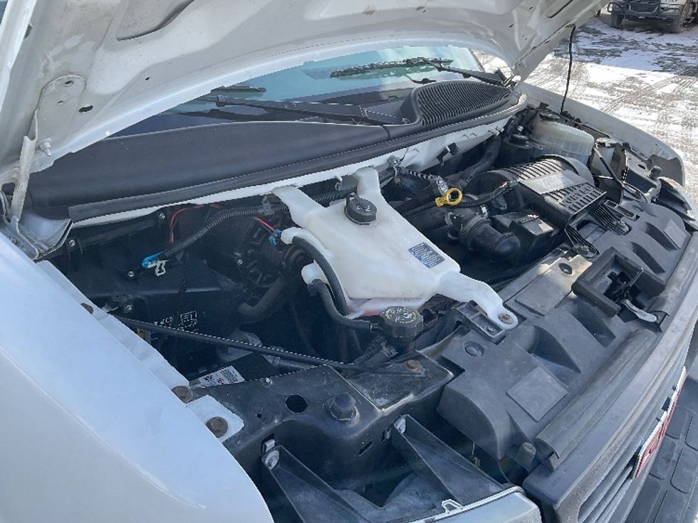 Light Duty Box Truck-Light and Medium Duty Trucks-GMC-2020-Savana G33903-Binghamton-NY-103,089\n\t\tmiles-$ 26,000 - Image 22