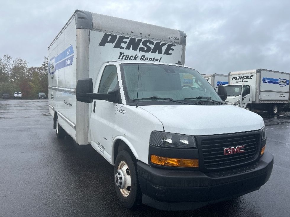 Light Duty Box Truck-Light and Medium Duty Trucks-GMC-2020-Savana G33903-Braintree-MA-65,880\n\t\tmiles-$ 30,750 - Image 1