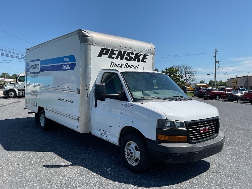 Light Duty Box Truck-Light and Medium Duty Trucks-GMC-2020-Savana G33903-Carlisle-PA-100,548\n\t\tmiles-$ 27,750 - Image 1