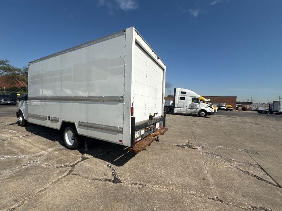 Light Duty Box Truck-Light and Medium Duty Trucks-GMC-2020-Savana G33903-Chicago (Melrose Park)-IL-100,548\n\t\tmiles-$ 27,250 - Image 6