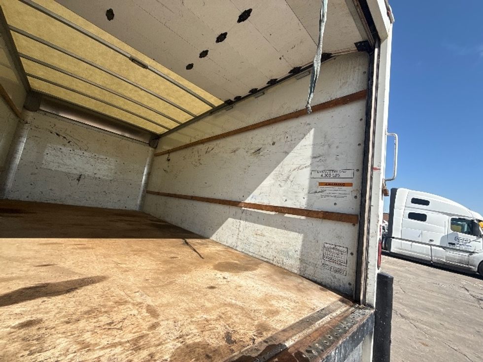 Light Duty Box Truck-Light and Medium Duty Trucks-GMC-2020-Savana G33903-Chicago (Melrose Park)-IL-100,548\n\t\tmiles-$ 27,250 - Image 12