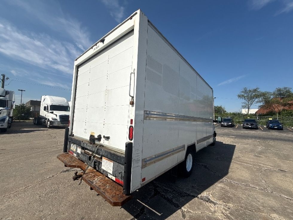 Light Duty Box Truck-Light and Medium Duty Trucks-GMC-2020-Savana G33903-Chicago (Melrose Park)-IL-100,548\n\t\tmiles-$ 27,250 - Image 13