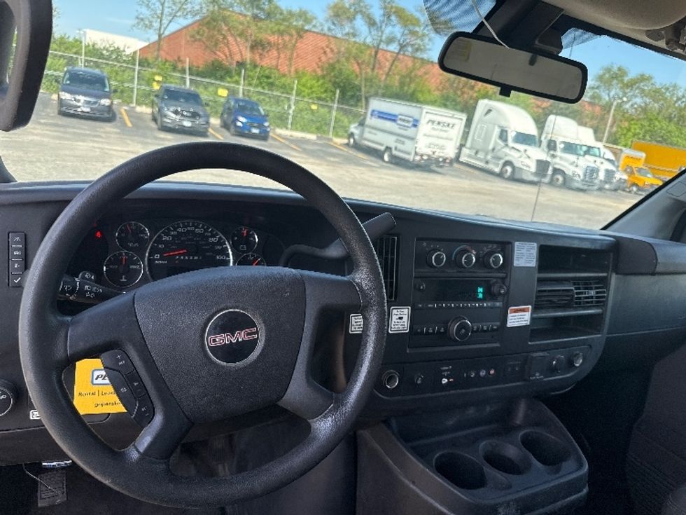 Light Duty Box Truck-Light and Medium Duty Trucks-GMC-2020-Savana G33903-Chicago (Melrose Park)-IL-100,548\n\t\tmiles-$ 27,250 - Image 18