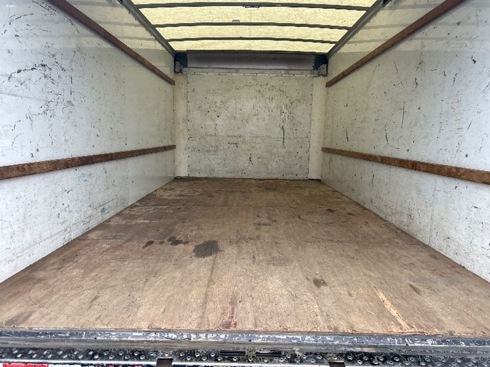 Light Duty Box Truck-Light and Medium Duty Trucks-GMC-2020-Savana G33903-Conover-NC-100,573\n\t\tmiles-$ 25,000 - Image 10