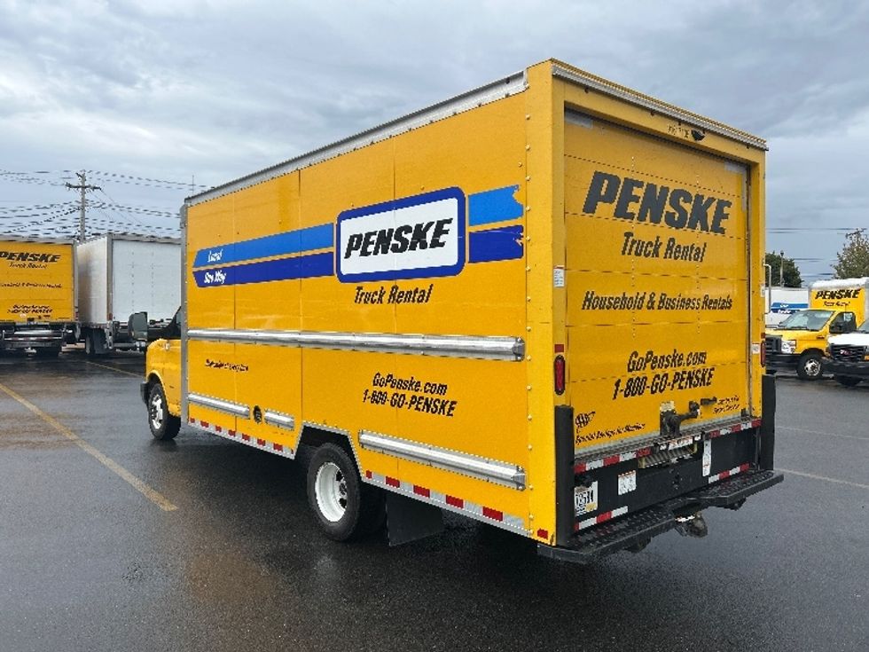 Light Duty Box Truck-Light and Medium Duty Trucks-GMC-2020-Savana G33903-Conover-NC-100,573\n\t\tmiles-$ 25,000 - Image 6