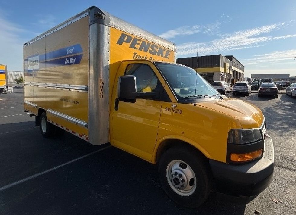 Light Duty Box Truck-Light and Medium Duty Trucks-GMC-2020-Savana G33903-Earth City-MO-84,167\n\t\tmiles-$ 27,250 - Image 1