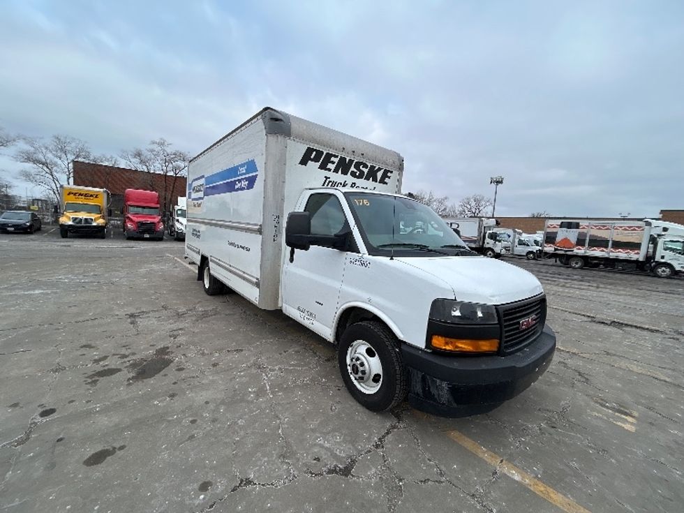 Light Duty Box Truck-Light and Medium Duty Trucks-GMC-2020-Savana G33903-East Chicago-IN-113,037\n\t\tmiles-$ 26,750 - Image 1