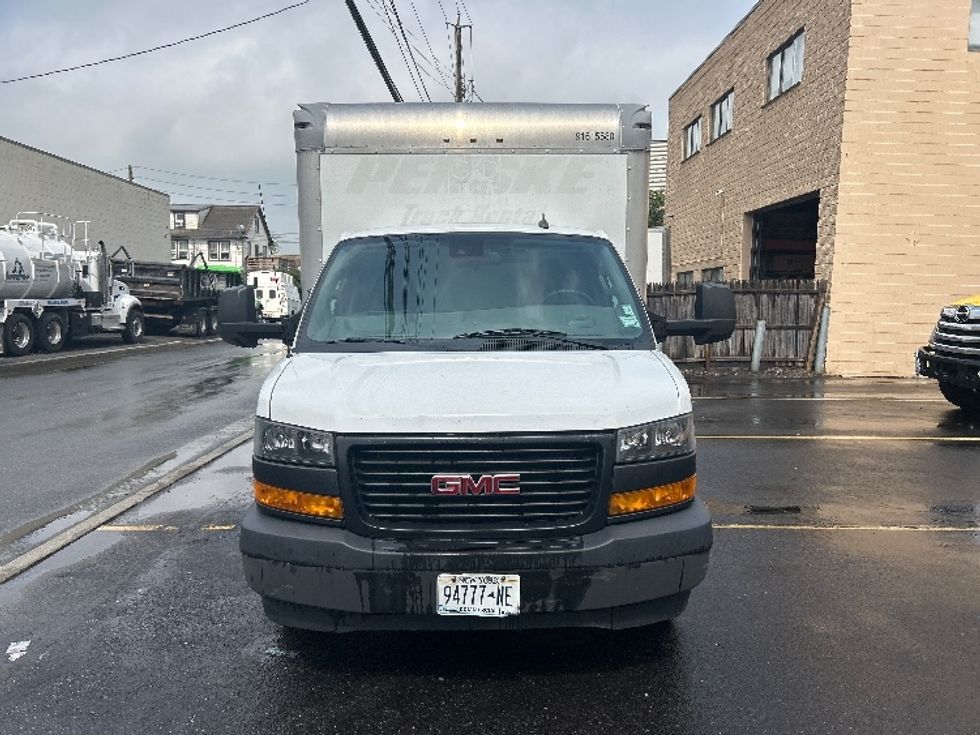 Light Duty Box Truck-Light and Medium Duty Trucks-GMC-2020-Savana G33903-Elmsford-NY-69,285\n\t\tmiles-$ 29,750 - Image 2