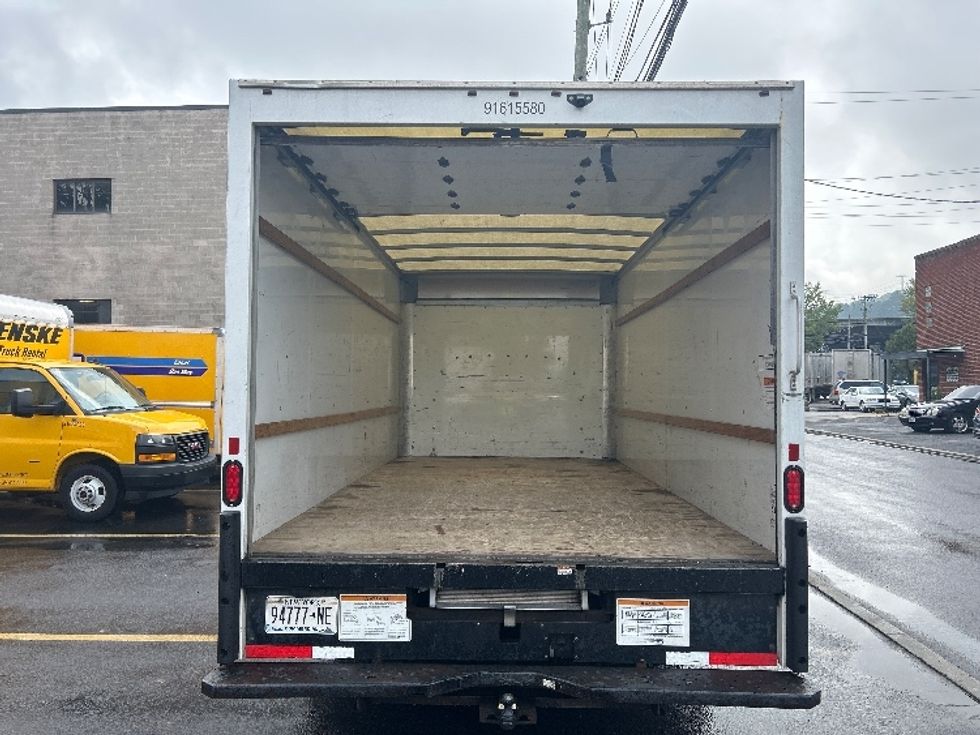 Light Duty Box Truck-Light and Medium Duty Trucks-GMC-2020-Savana G33903-Elmsford-NY-69,285\n\t\tmiles-$ 29,750 - Image 8