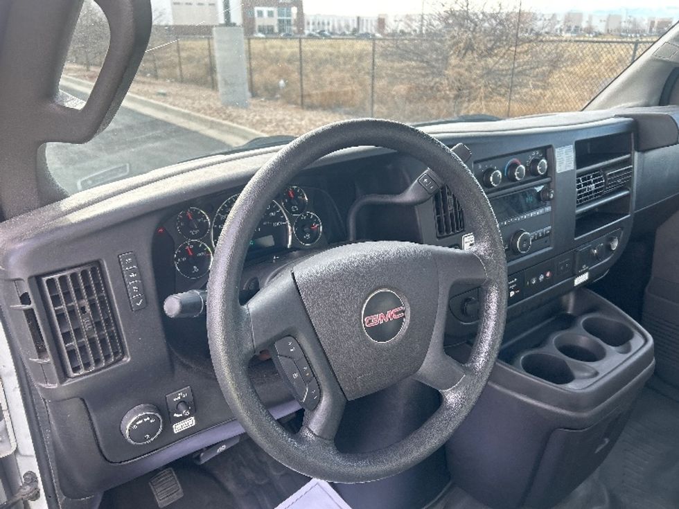 Light Duty Box Truck-Light and Medium Duty Trucks-GMC-2020-Savana G33903-Greeley-CO-65,570\n\t\tmiles-$ 34,250 - Image 18