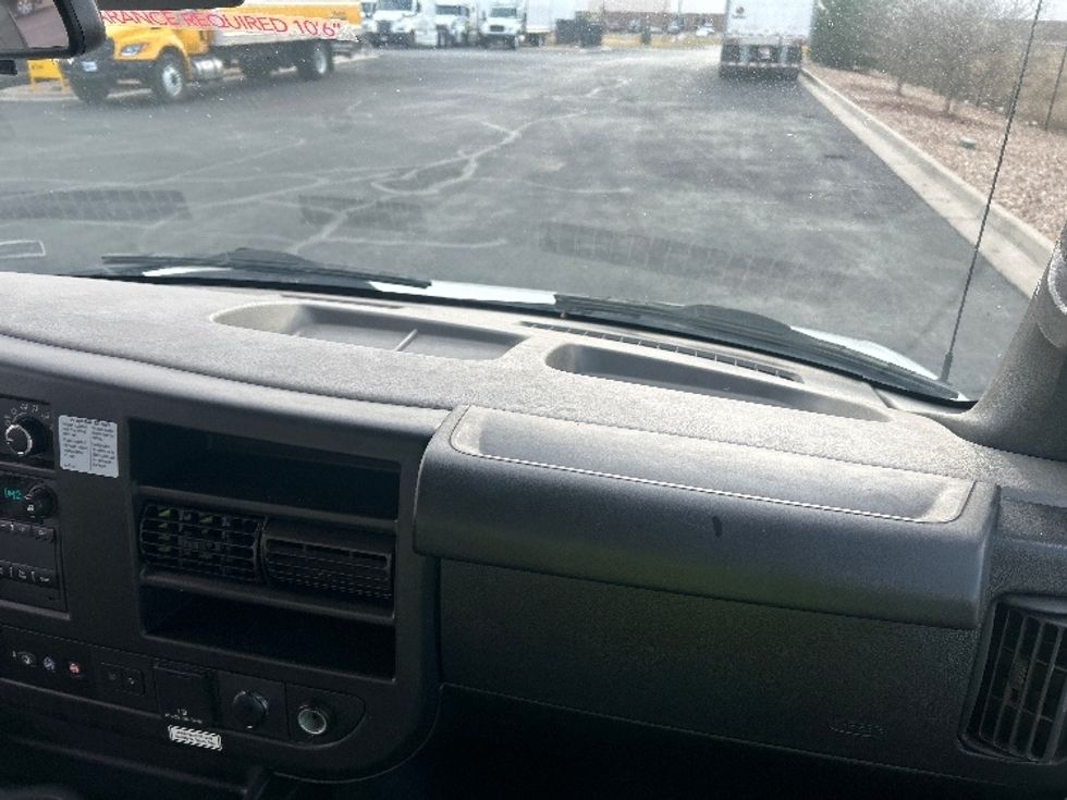 Light Duty Box Truck-Light and Medium Duty Trucks-GMC-2020-Savana G33903-Greeley-CO-65,570\n\t\tmiles-$ 34,250 - Image 21