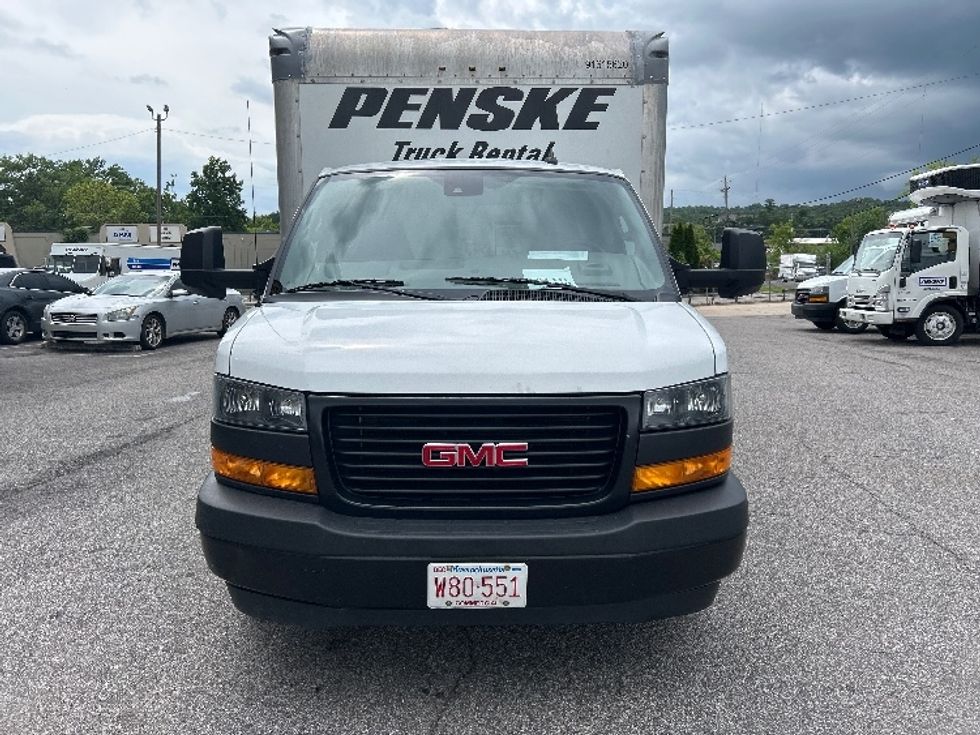 Light Duty Box Truck-Light and Medium Duty Trucks-GMC-2020-Savana G33903-Homewood-AL-113,221\n\t\tmiles-$ 27,000 - Image 2