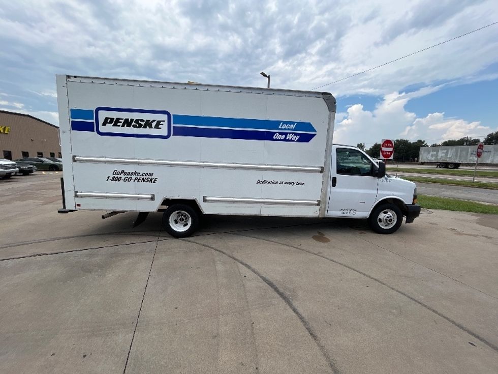 Light Duty Box Truck-Light and Medium Duty Trucks-GMC-2020-Savana G33903-Houston-TX-80,478\n\t\tmiles-$ 30,000 - Image 15