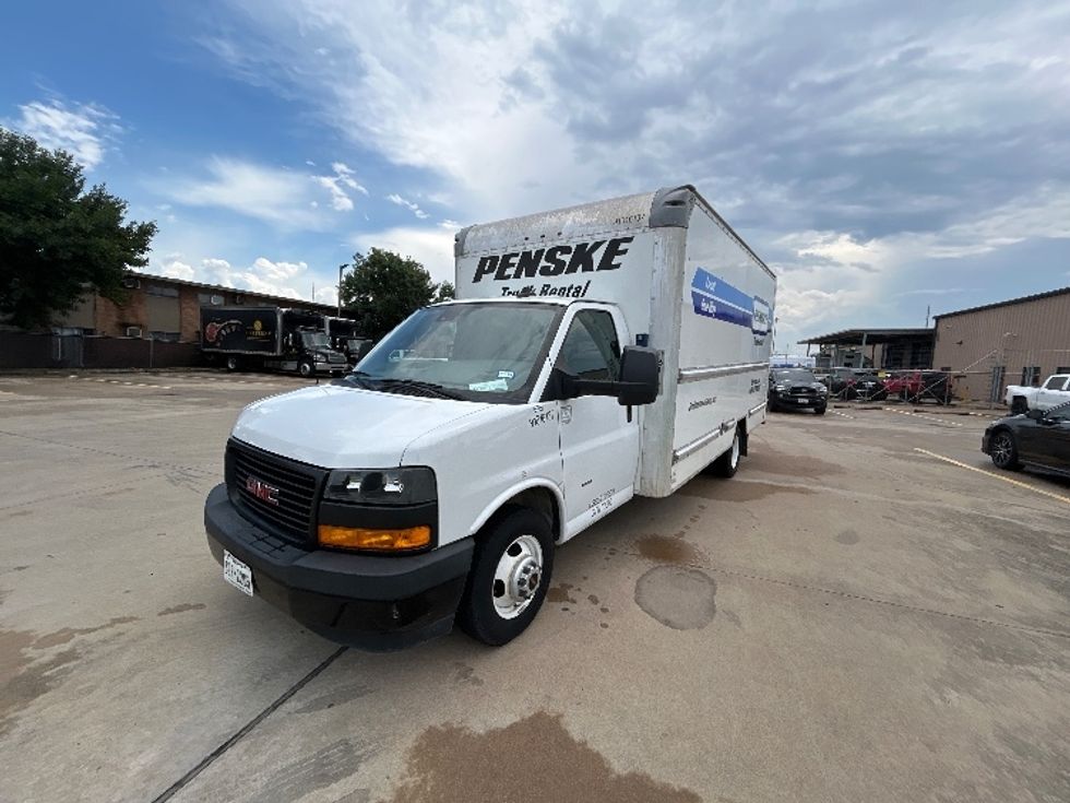 Light Duty Box Truck-Light and Medium Duty Trucks-GMC-2020-Savana G33903-Houston-TX-80,478\n\t\tmiles-$ 30,000 - Image 3