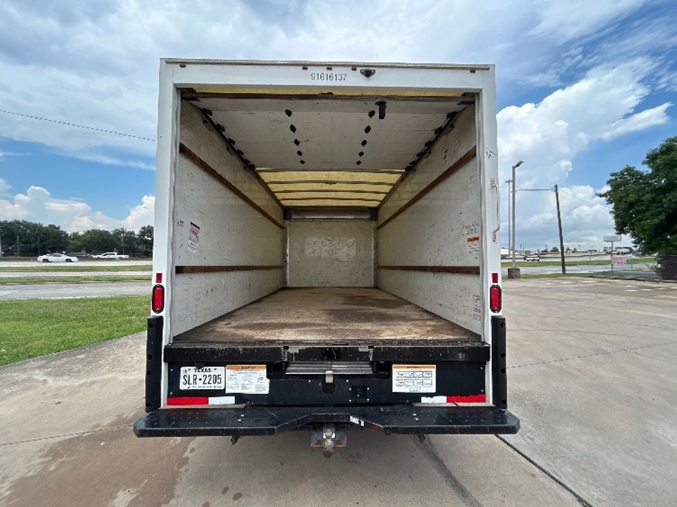 Light Duty Box Truck-Light and Medium Duty Trucks-GMC-2020-Savana G33903-Houston-TX-80,478\n\t\tmiles-$ 30,000 - Image 8