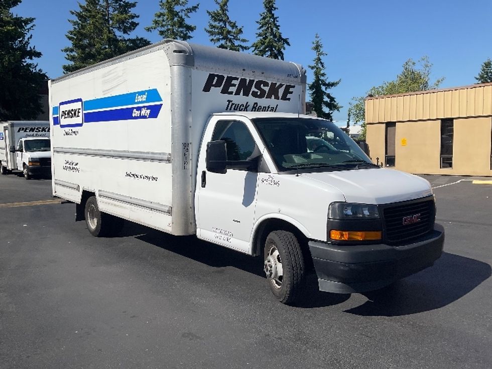 Light Duty Box Truck-Light and Medium Duty Trucks-GMC-2020-Savana G33903-Kent-WA-84,511\n\t\tmiles-$ 31,750 - Image 1