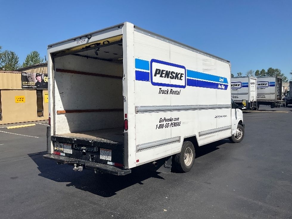 Light Duty Box Truck-Light and Medium Duty Trucks-GMC-2020-Savana G33903-Kent-WA-84,511\n\t\tmiles-$ 31,750 - Image 12