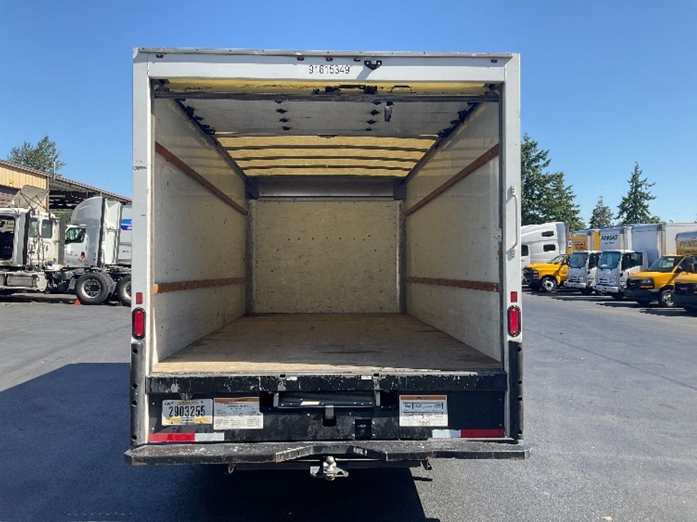 Light Duty Box Truck-Light and Medium Duty Trucks-GMC-2020-Savana G33903-Kent-WA-84,511\n\t\tmiles-$ 31,750 - Image 8