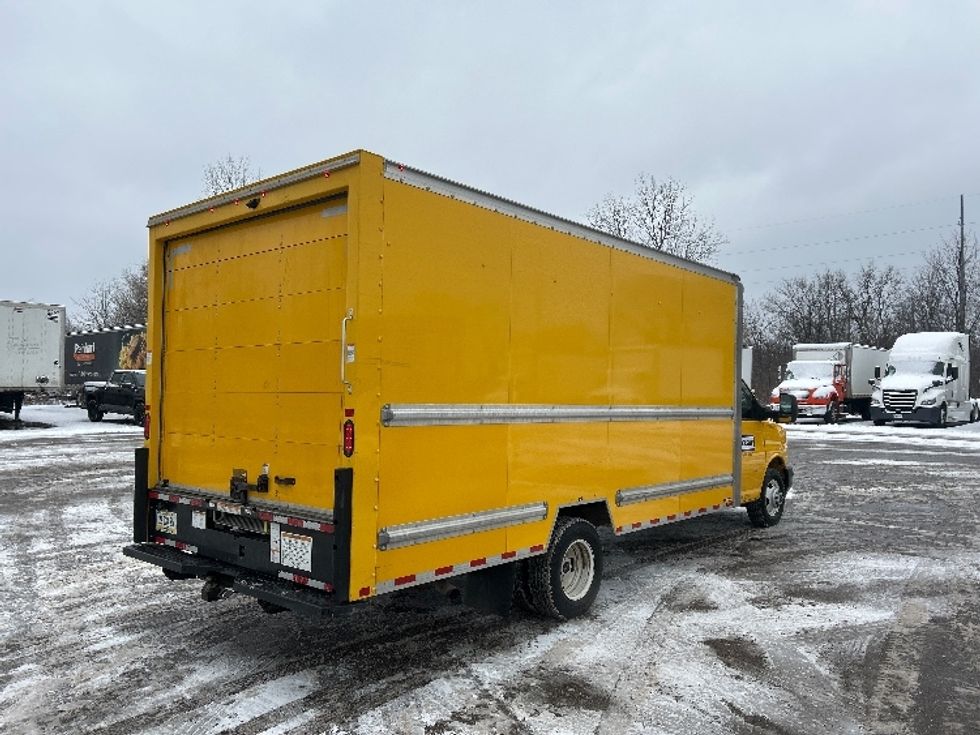 Light Duty Box Truck-Light and Medium Duty Trucks-GMC-2020-Savana G33903-Kentwood-MI-90,890\n\t\tmiles-$ 25,750 - Image 12