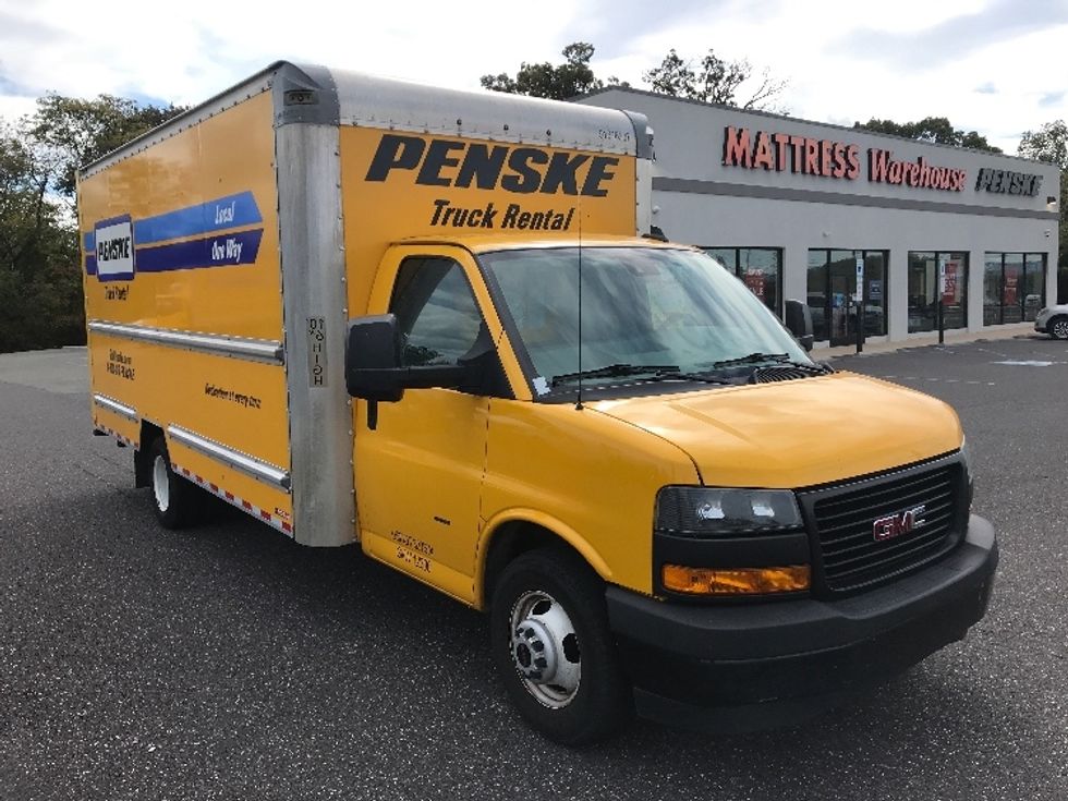 Light Duty Box Truck-Light and Medium Duty Trucks-GMC-2020-Savana G33903-Lancaster-PA-116,578\n\t\tmiles-$ 22,250 - Image 1