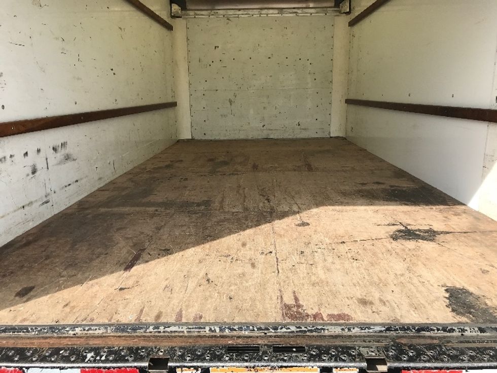 Light Duty Box Truck-Light and Medium Duty Trucks-GMC-2020-Savana G33903-Lancaster-PA-116,578\n\t\tmiles-$ 22,250 - Image 10