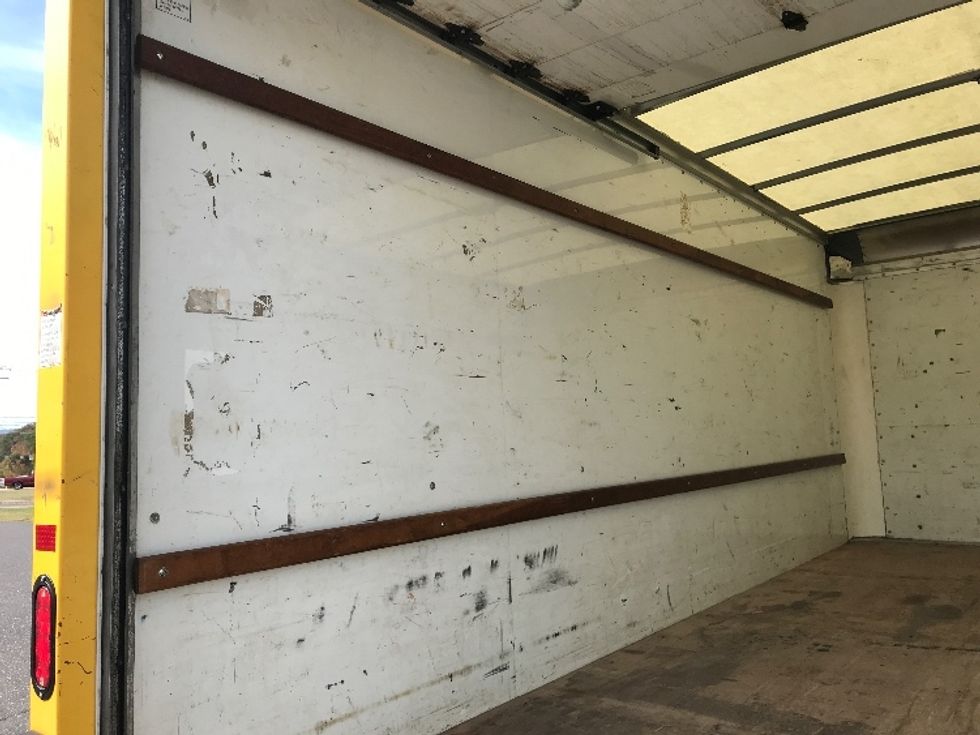 Light Duty Box Truck-Light and Medium Duty Trucks-GMC-2020-Savana G33903-Lancaster-PA-116,578\n\t\tmiles-$ 22,250 - Image 11