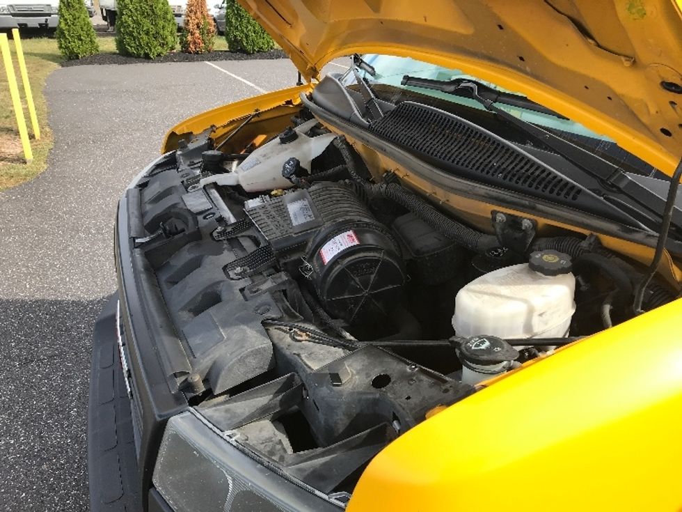 Light Duty Box Truck-Light and Medium Duty Trucks-GMC-2020-Savana G33903-Lancaster-PA-116,578\n\t\tmiles-$ 22,250 - Image 24