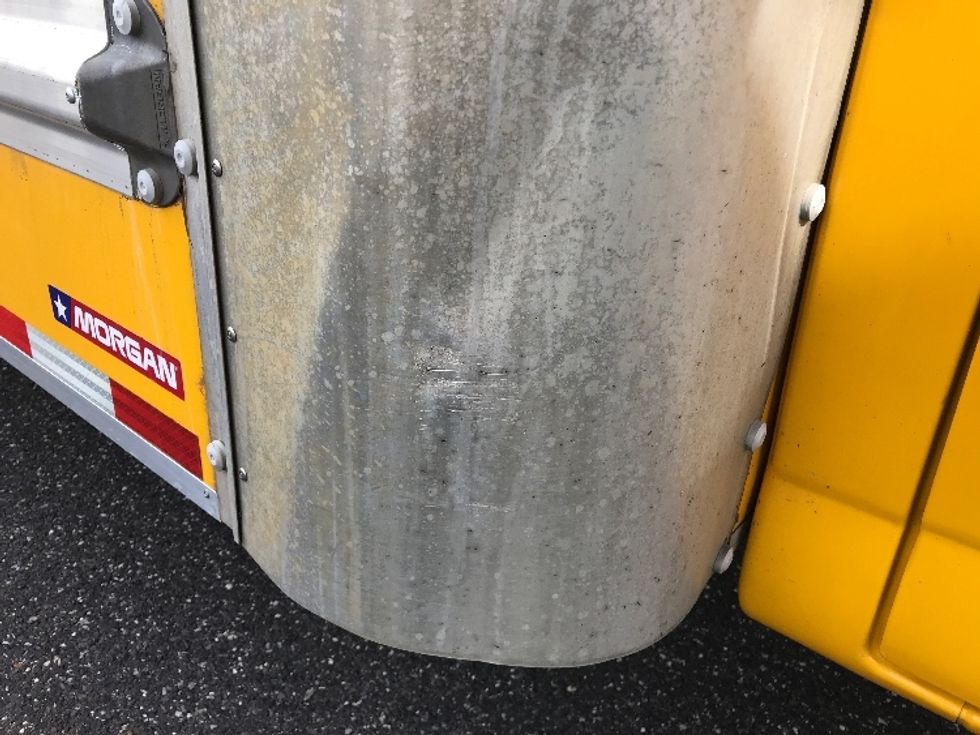 Light Duty Box Truck-Light and Medium Duty Trucks-GMC-2020-Savana G33903-Lancaster-PA-116,578\n\t\tmiles-$ 22,250 - Image 27