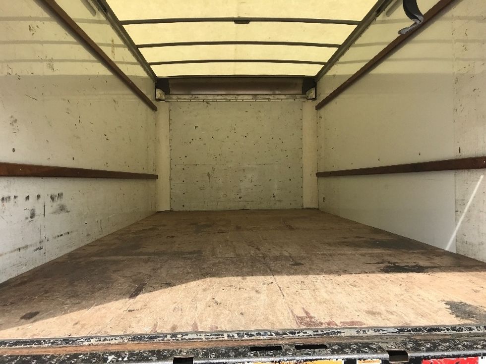 Light Duty Box Truck-Light and Medium Duty Trucks-GMC-2020-Savana G33903-Lancaster-PA-116,578\n\t\tmiles-$ 22,250 - Image 8